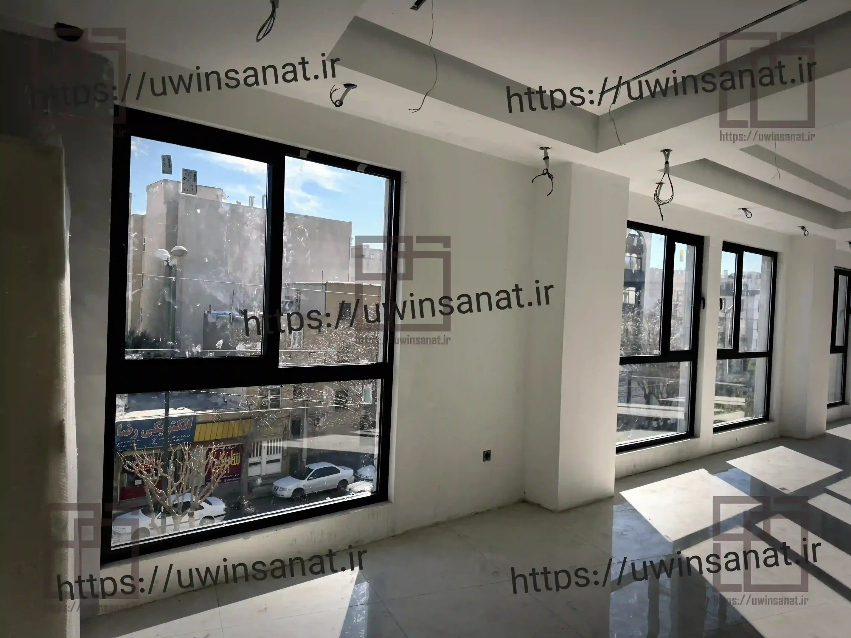 اجرای-پروژه-پنجره-آلومینیومی-ترمال-بریک-آذین-38