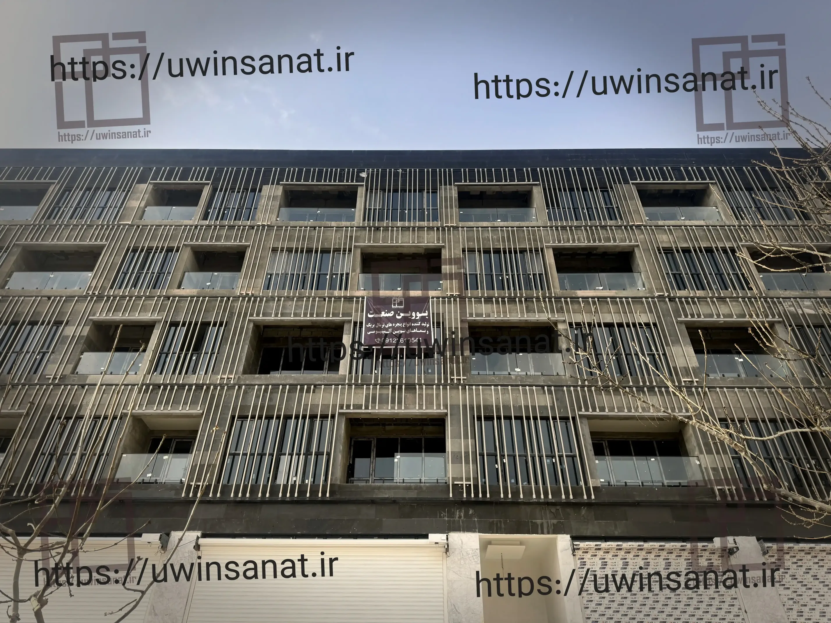 اجرای-لوور-نما-پنجره-ترمال-بریک-شیشه-لمینت-کرکره-برقی-6