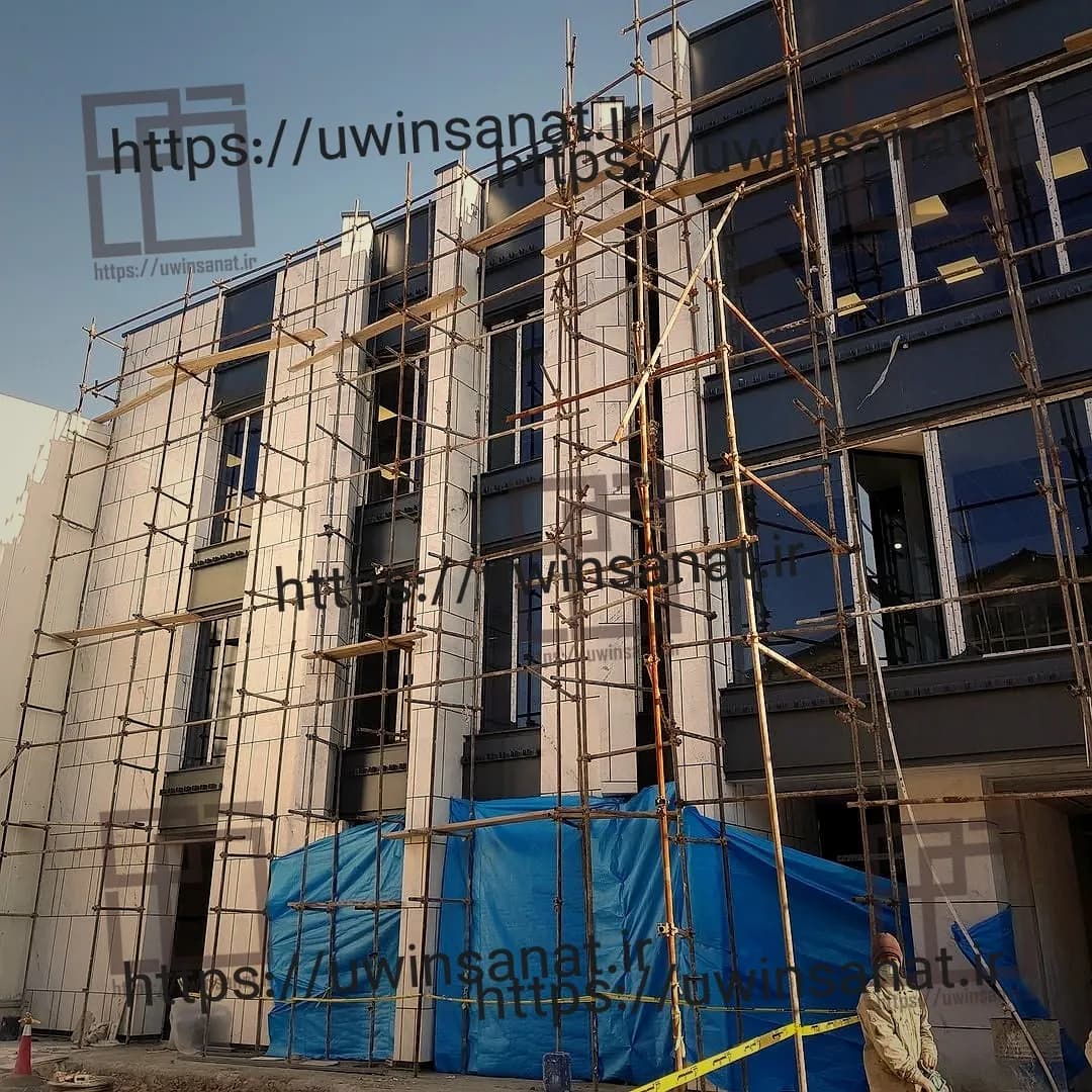 اجرای-پنجره-ترمال-بریک-و-نمای-لوور-آلومینیومی-دوکی-پروژه-کارخانه-چاد-1