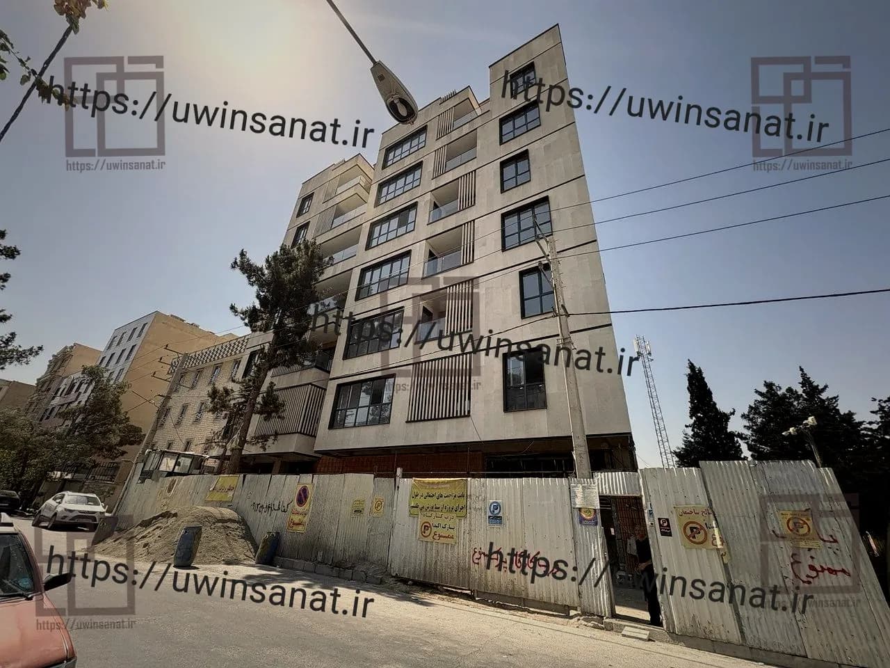 پروژه-مسکونی-فردیس-اجرای-هندریل-شیشه-لمینت-سوپر-کلیر-2
