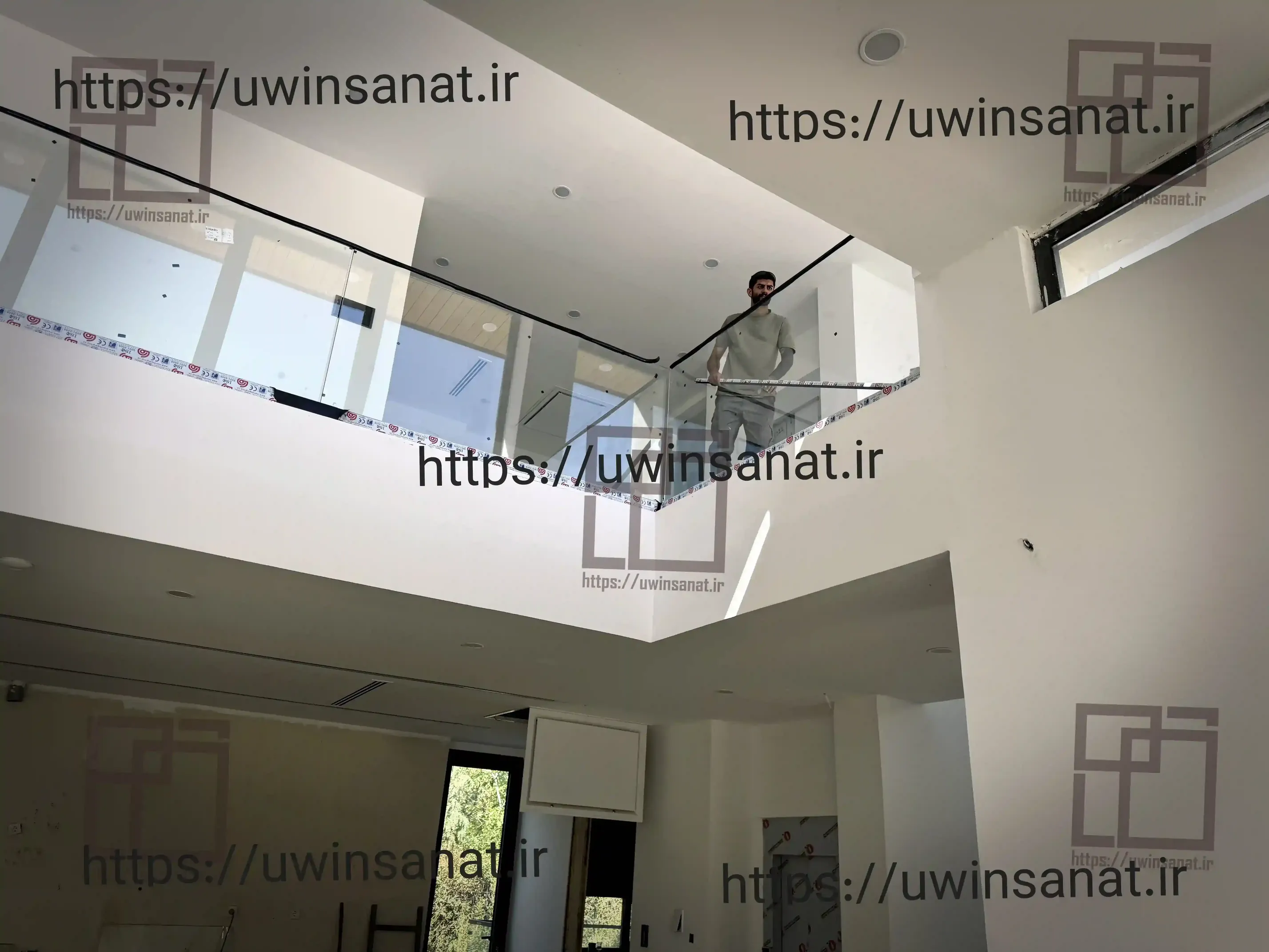 اجرای-نمای-کرتین-وال-و-سقف-اسکای-لایت-پروژه-ویلایی-لادن-14