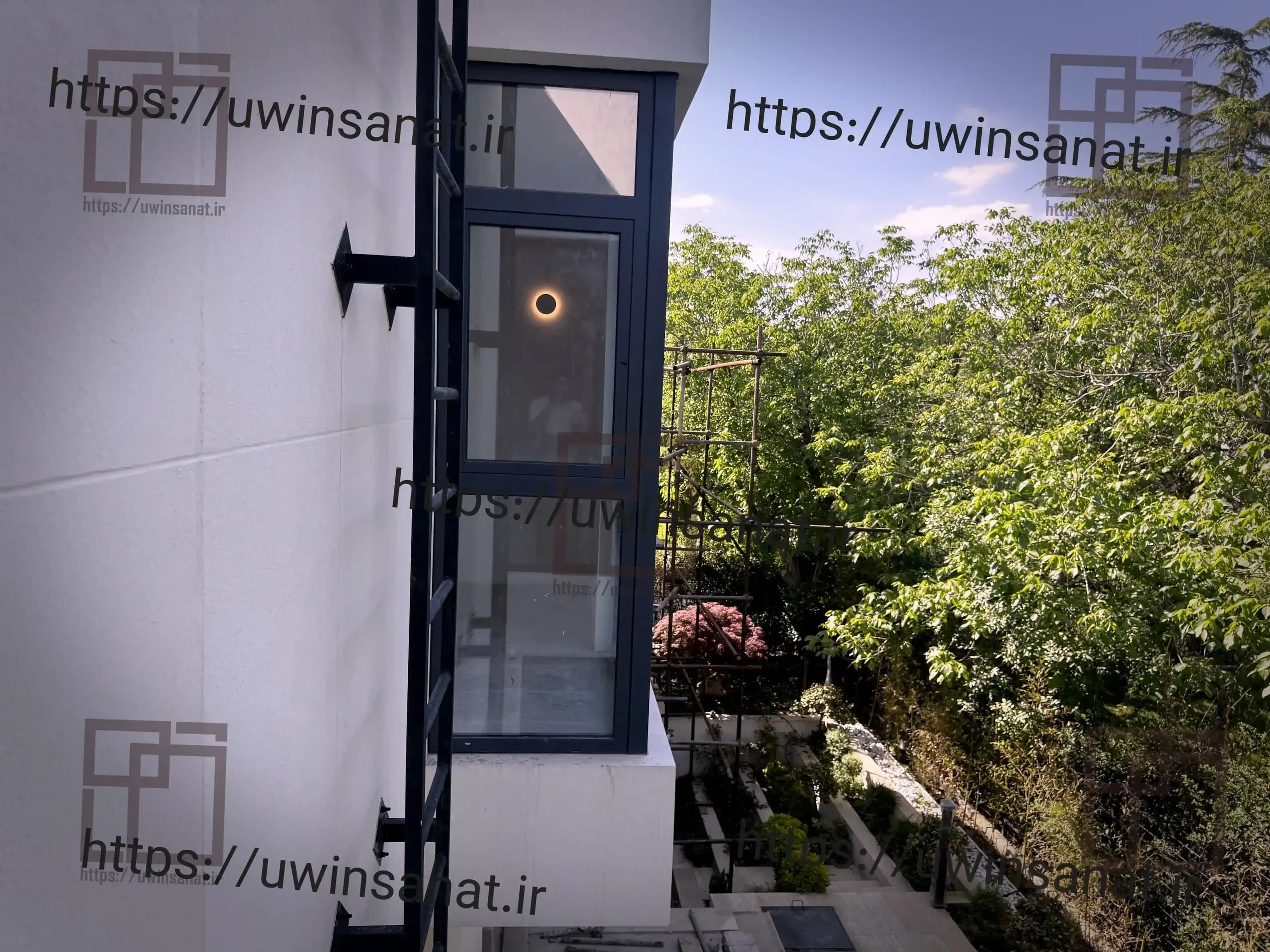 اجرای-نمای-کرتین-وال-و-سقف-اسکای-لایت-پروژه-ویلایی-لادن-19
