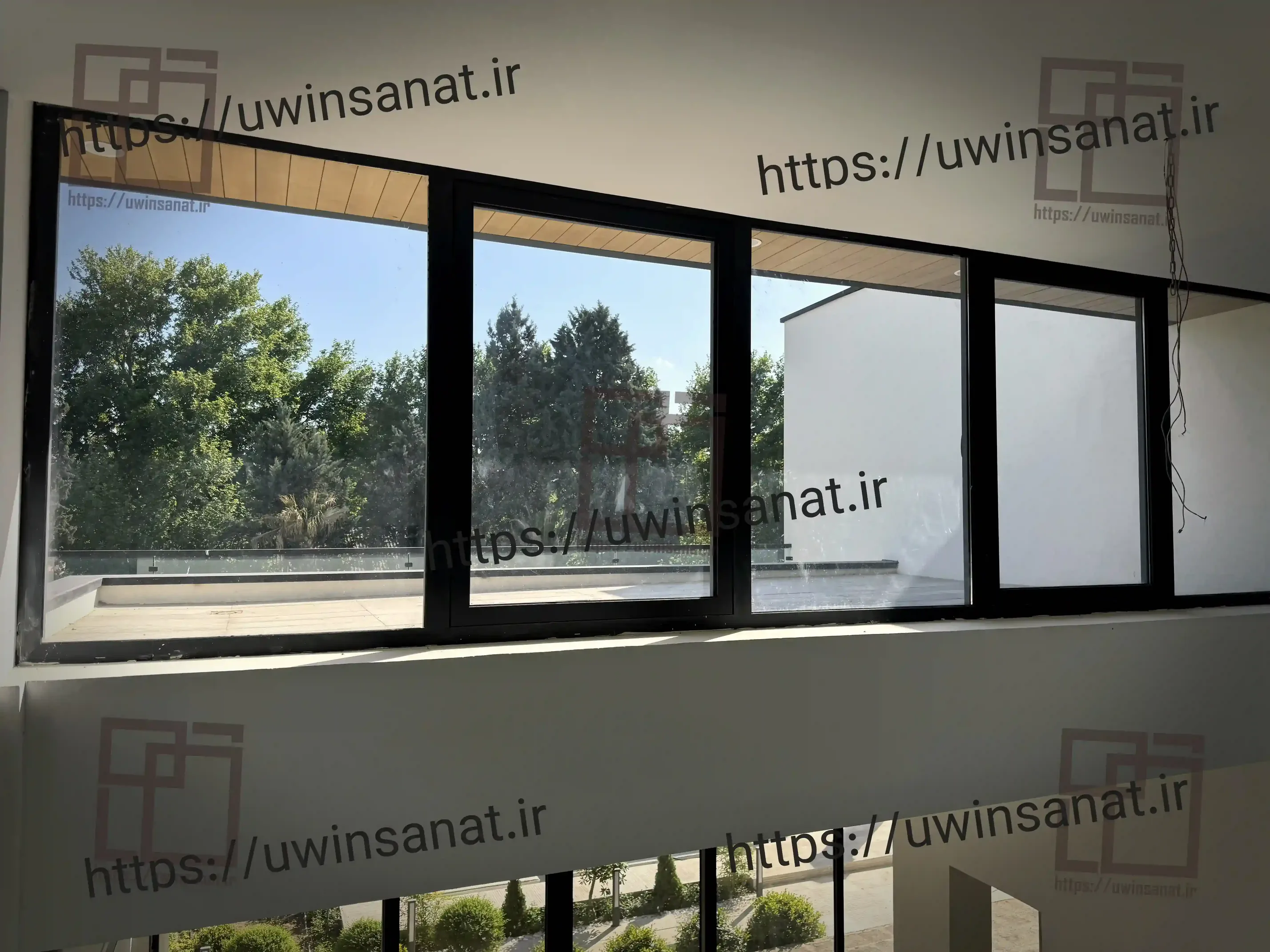 اجرای-نمای-کرتین-وال-و-سقف-اسکای-لایت-پروژه-ویلایی-لادن-24
