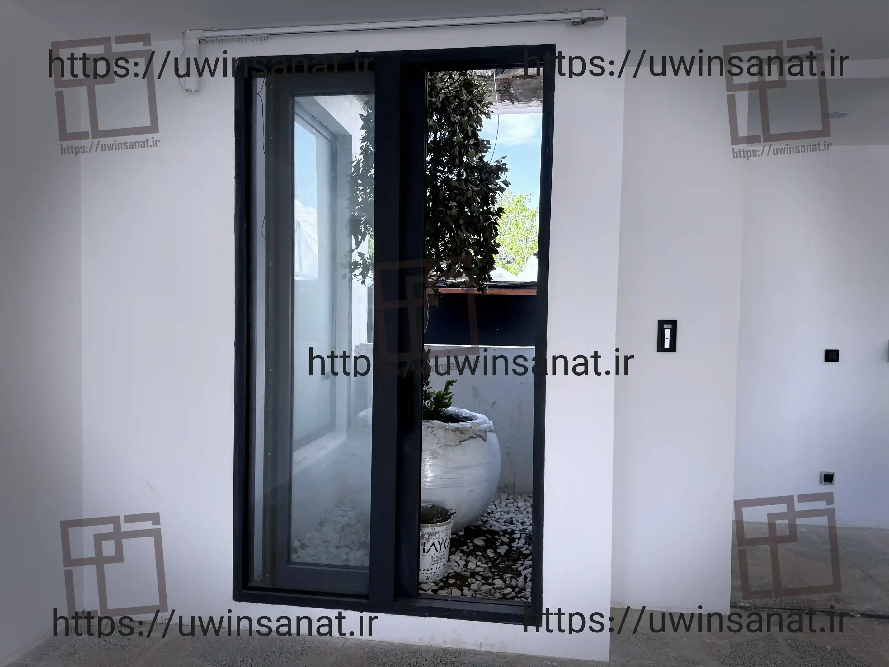اجرای-نمای-کرتین-وال-و-سقف-اسکای-لایت-پروژه-ویلایی-لادن-27