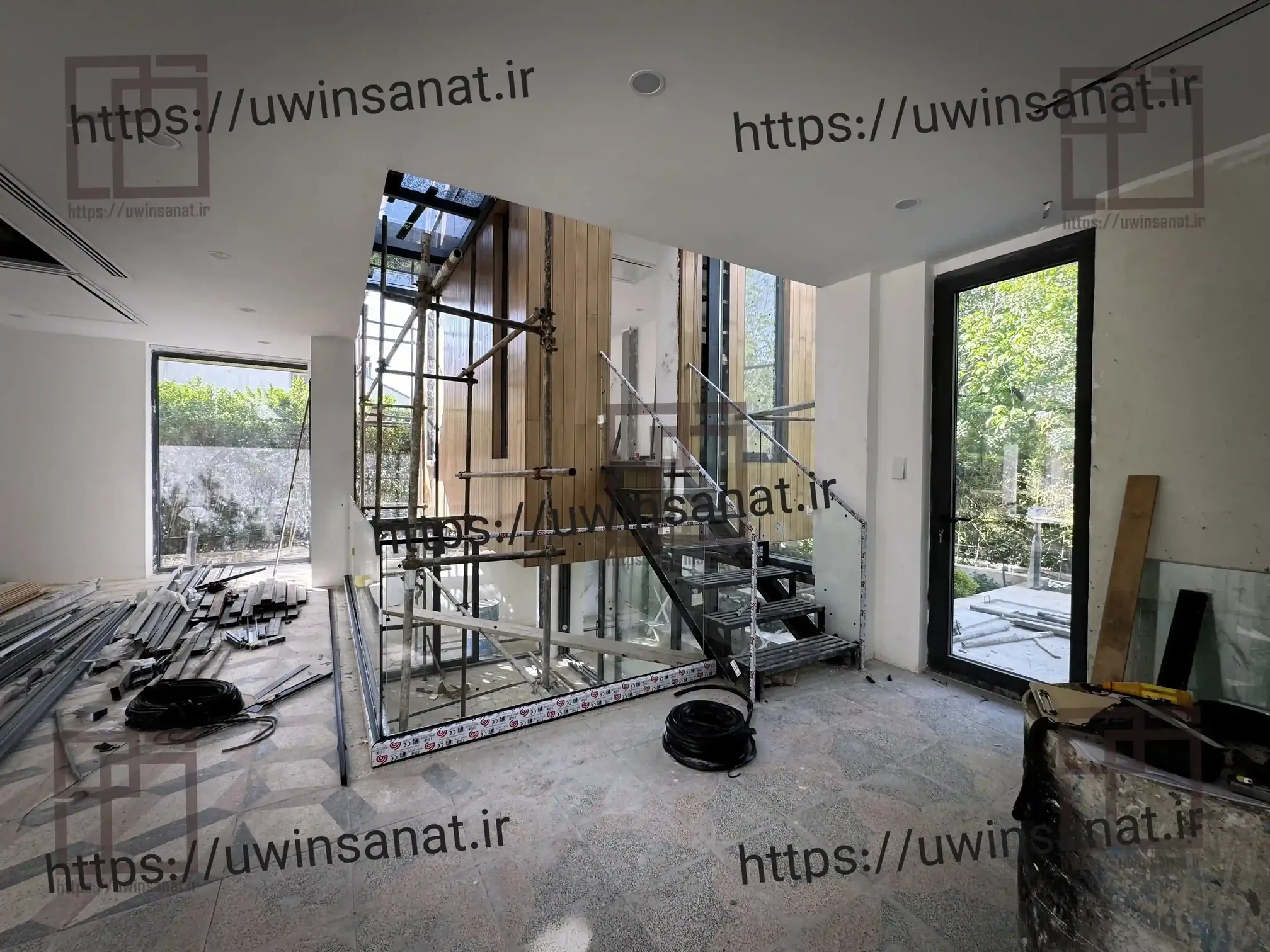 اجرای-نمای-کرتین-وال-و-سقف-اسکای-لایت-پروژه-ویلایی-لادن-29