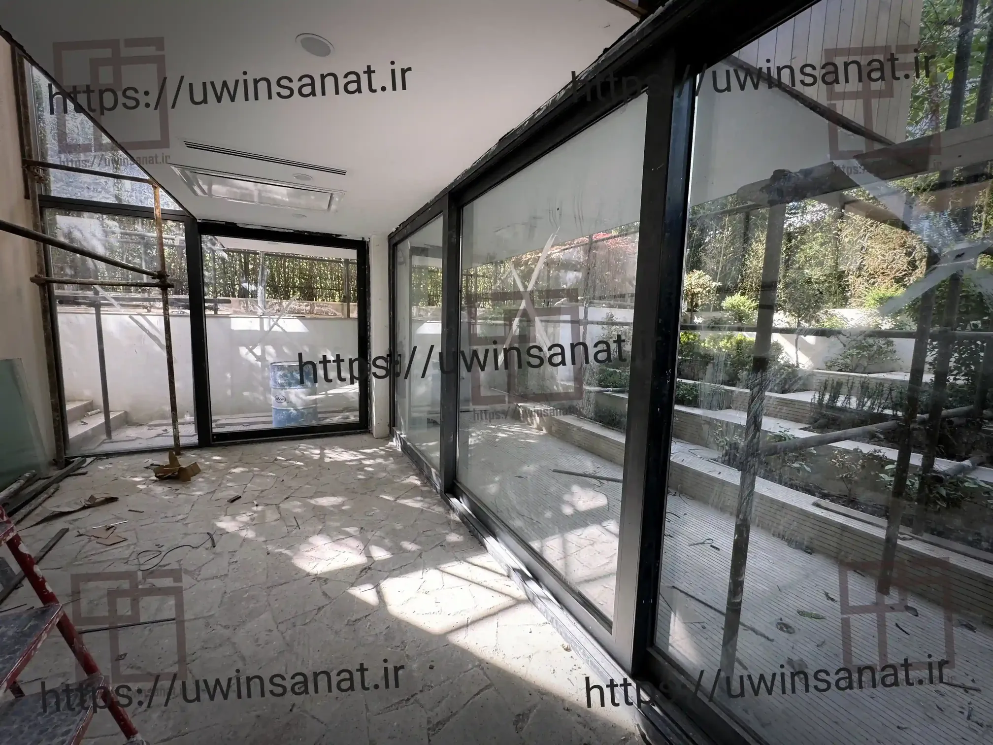 اجرای-نمای-کرتین-وال-و-سقف-اسکای-لایت-پروژه-ویلایی-لادن-31